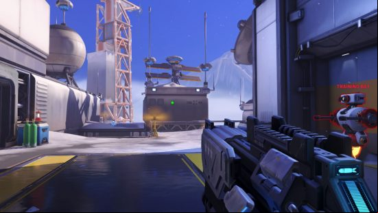 Best Overwatch 2 crosshair settings: A demonstration of the dot reticle in neon green while playing Soldier 76 in the Overwatch 2 practice range