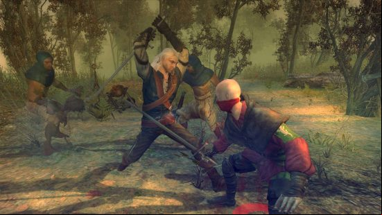 The Witcher Remake release date - a screenshot from the original Witcher. Geralt is fighting against some bandits in a murky forest.