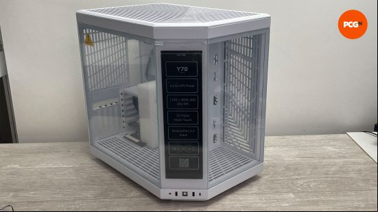 Hyte H70 Touch review 04