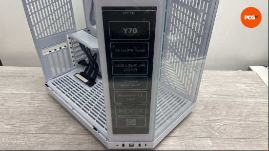 Hyte H70 Touch review 06