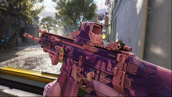 Best cross-platform games: The Finals. Image shows the player reloading a gun in an urban location.