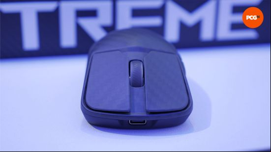 asus rog harpe ace extreme 04