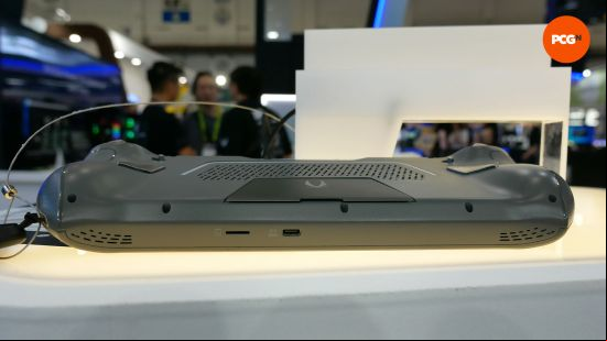 zotac zone hands on 06